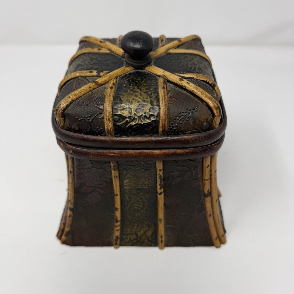 VTG Wooden Bamboo Storage Trinket Box Wicker Woven Embossed Floral Panels w/ Lid